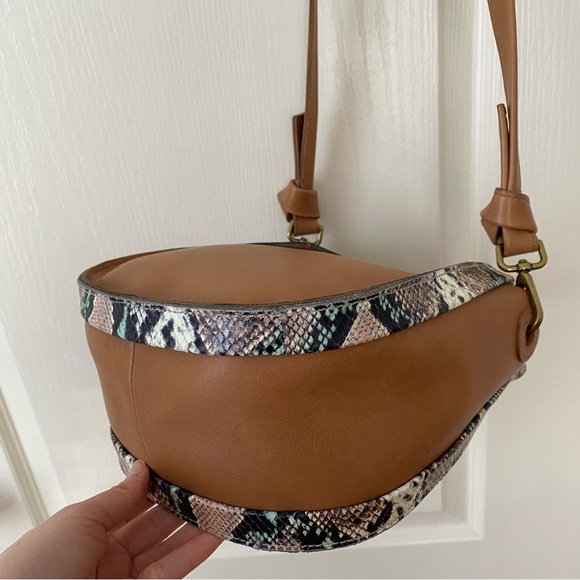 $158 NWT Madewell Sydney Tan Snake Embossed Leather Crossbody Satchel Bag - Picture 6 of 13